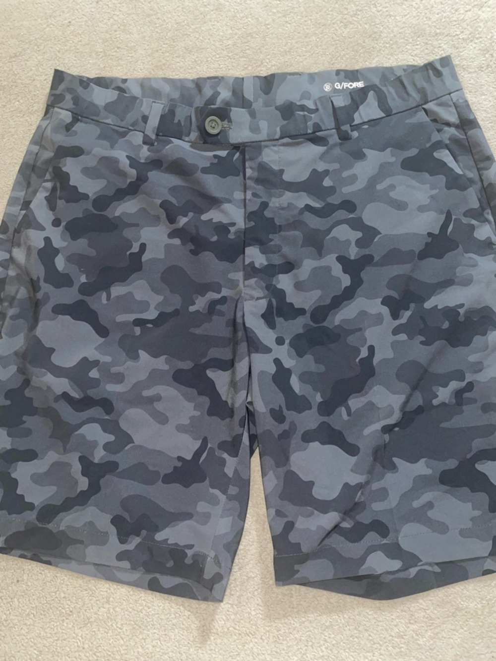 G/Fore Men's Gray Camo Performance Shorts 34. EUC